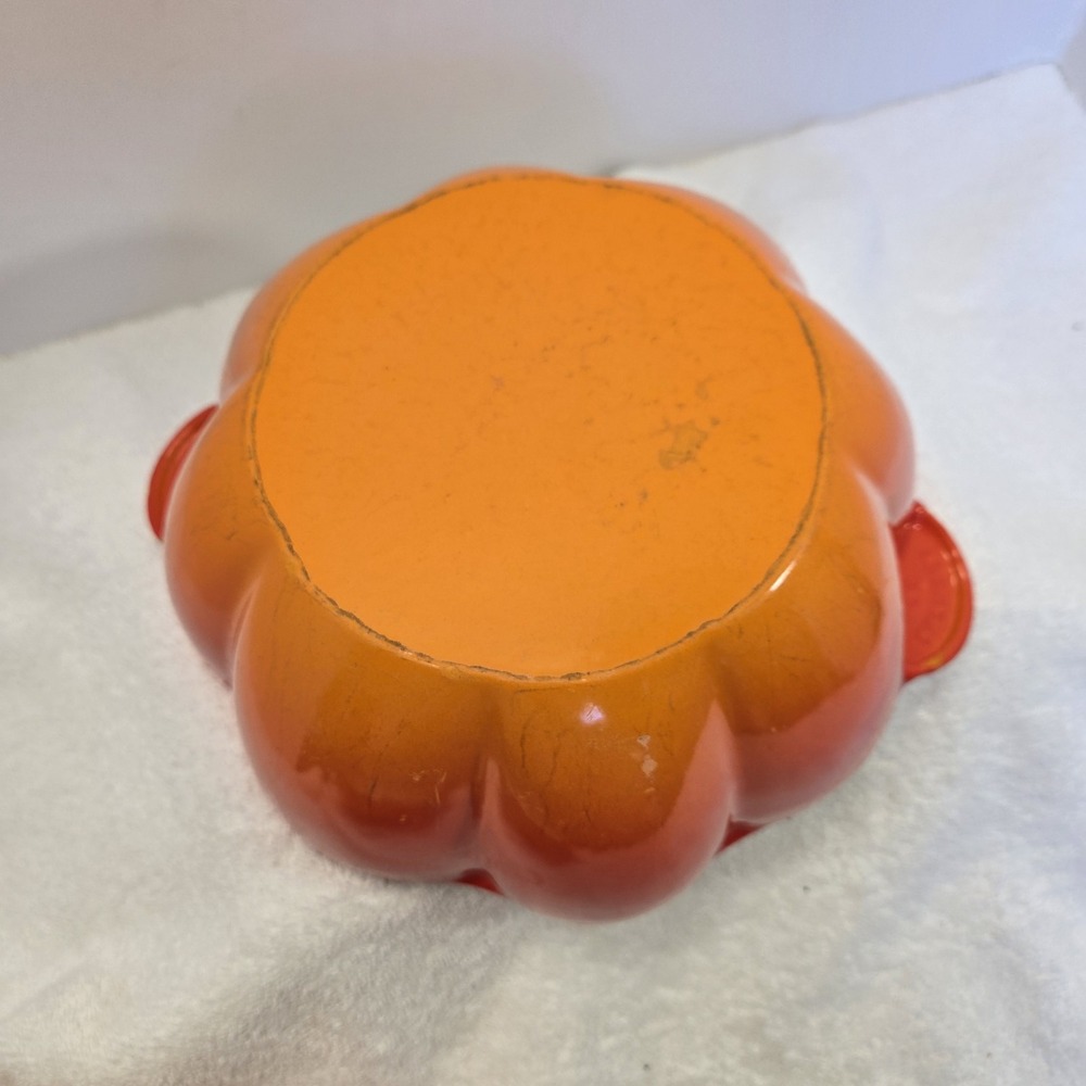 Vtg LE CREUSET Orange Cast Iron Enamel Dutch Oven Pumpkin 2QT 1.9L Cocotte EUC! - Picture 14 of 16